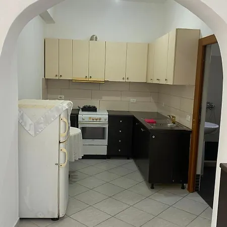 Vila E Gerit